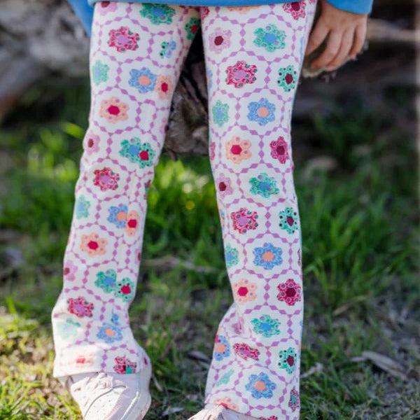 Honeycomb Bloom Flared Legging