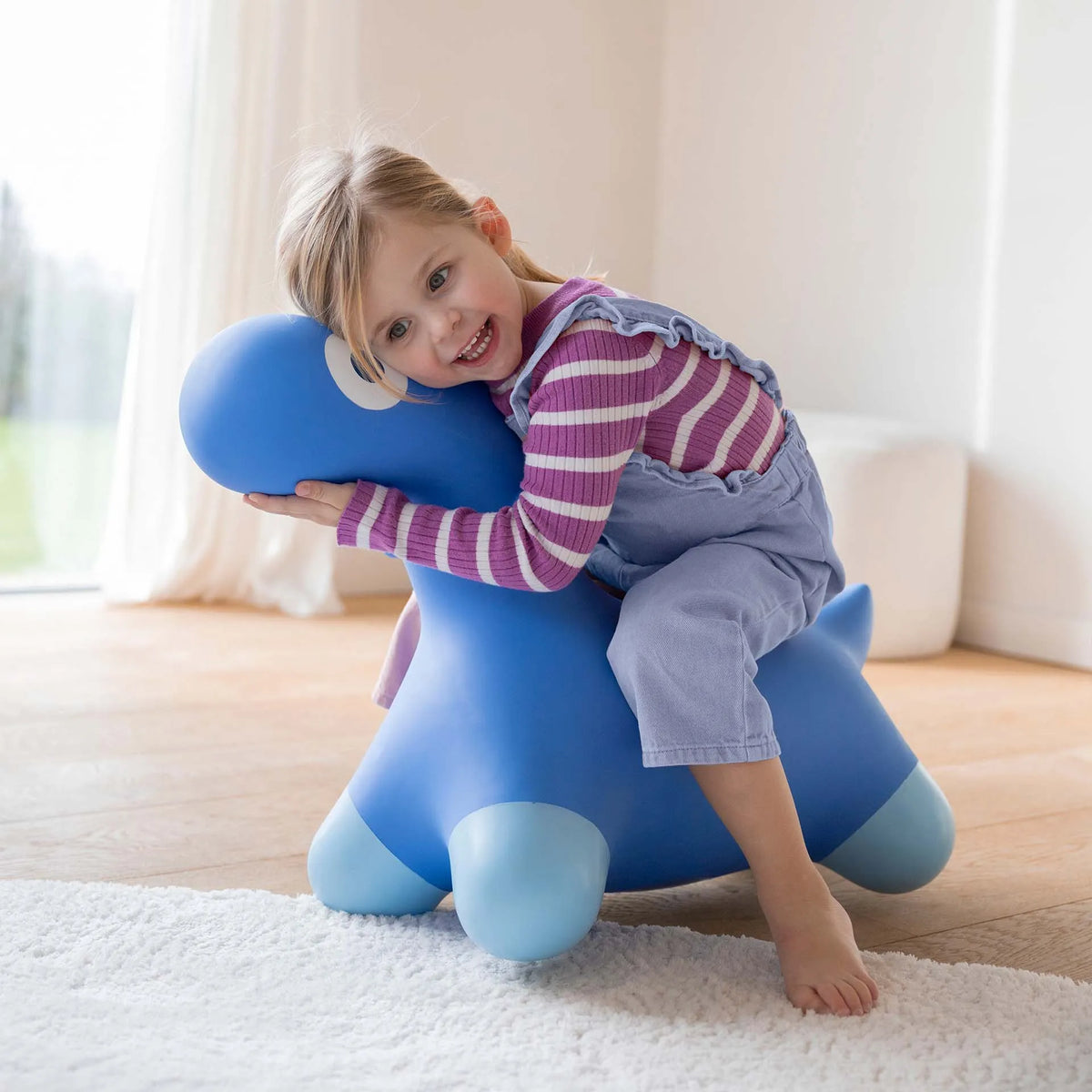 Quut Hoppi | Bouncing Dino | Cosmic Blue
