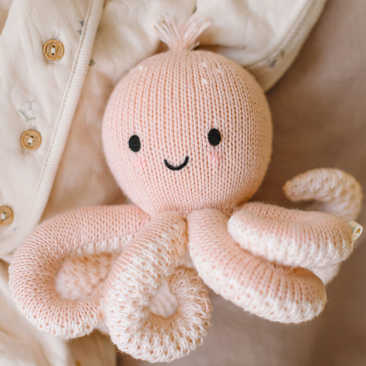 Baby octopus | Soft coral pink