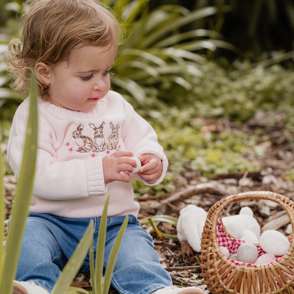 WINNIE EMB. BUNNY KNITTED JUMPER