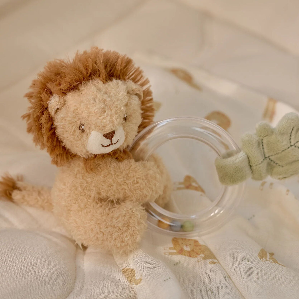 Safari Friends Ring Rattle Lion