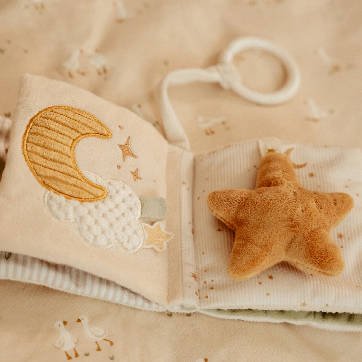 Newborn Naturals Goose Stroller Booklet