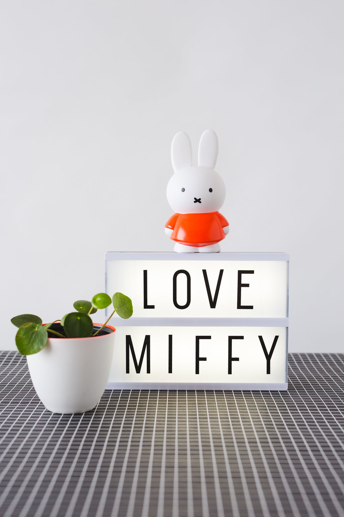 Miffy RED Money Box | 13.5 cm