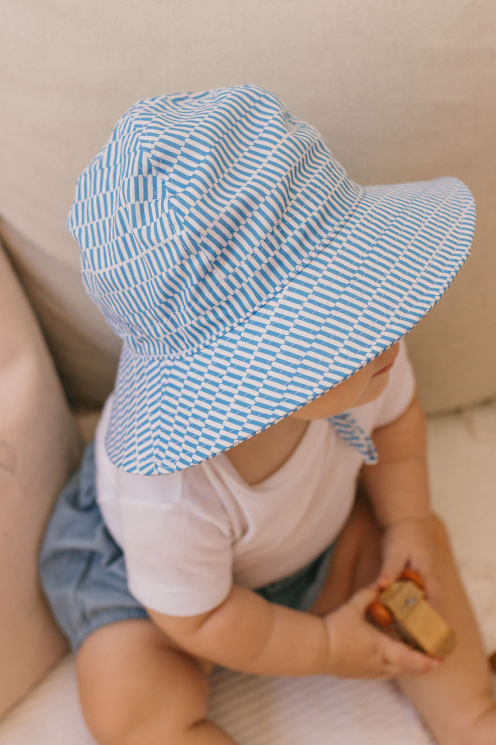 Mykonos Wide Brim Infant Hat Blue and White