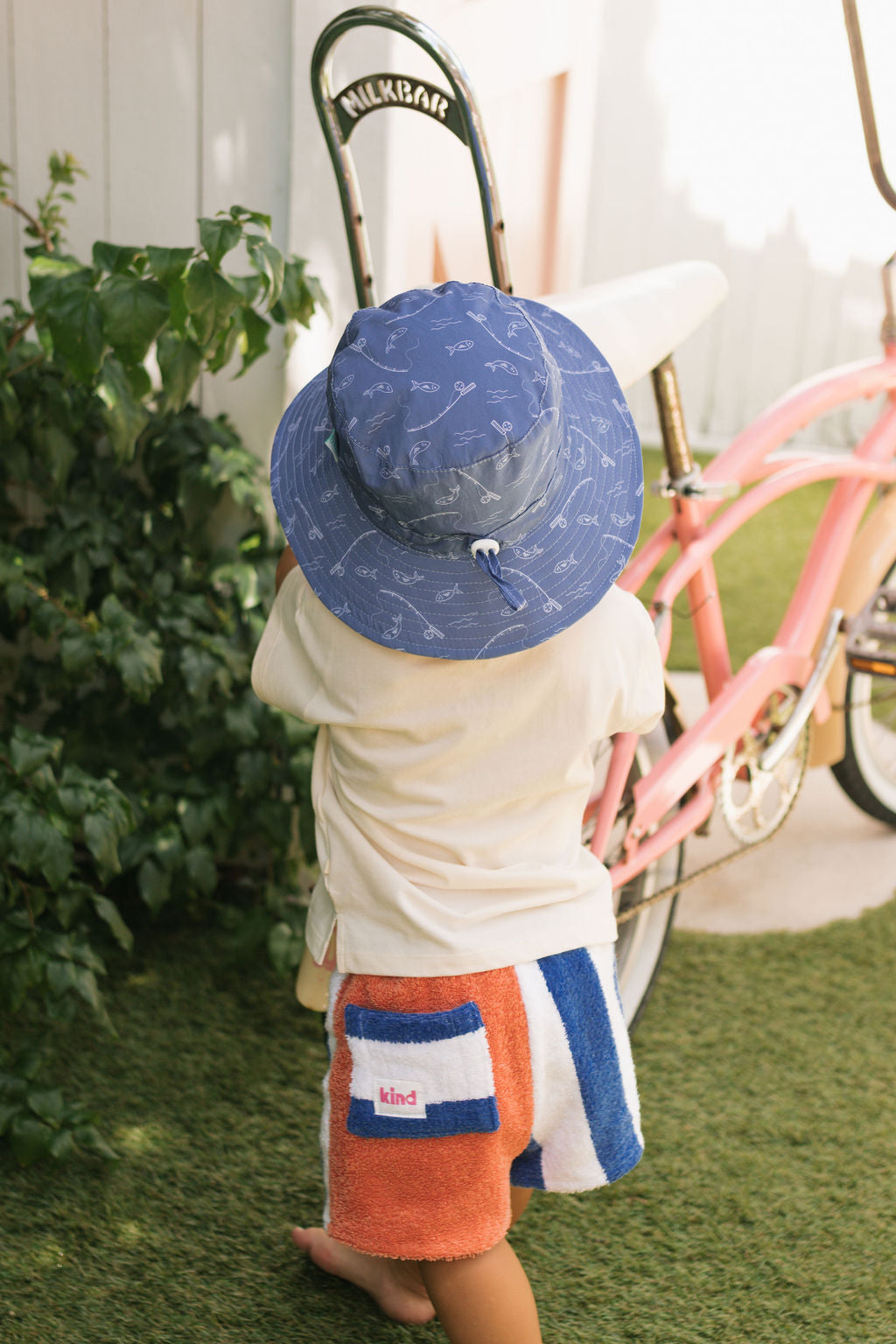 Gone Fishing Wide Brim Bucket Hat Blue and White