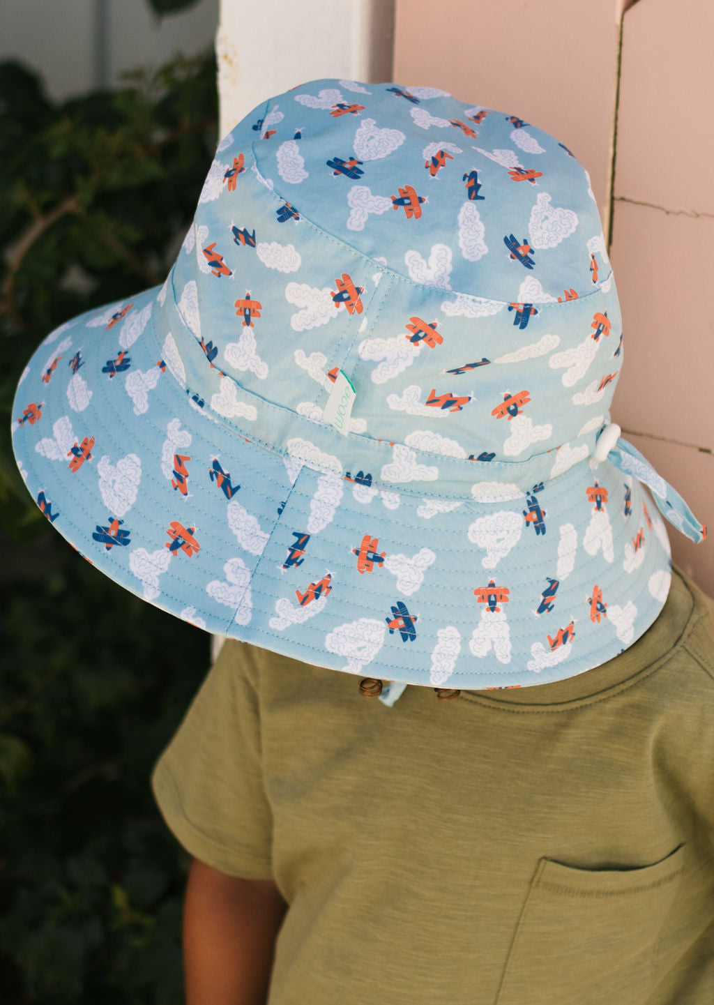 High Flyers Wide Brim Bucket Hat Blue, Red and White