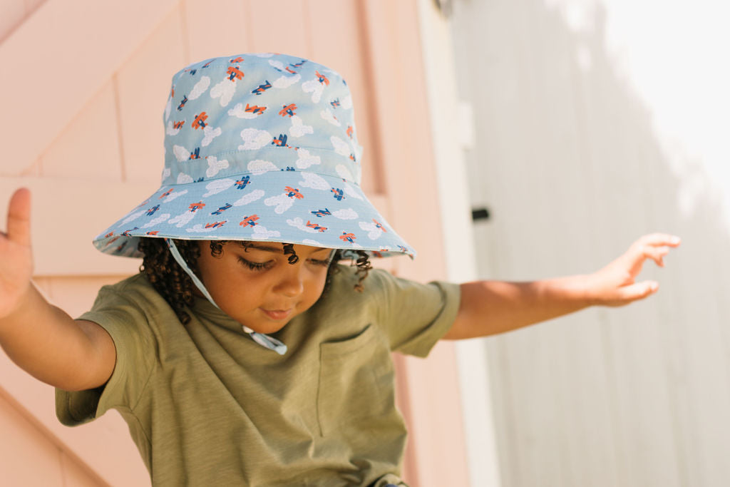 High Flyers Wide Brim Bucket Hat Blue, Red and White