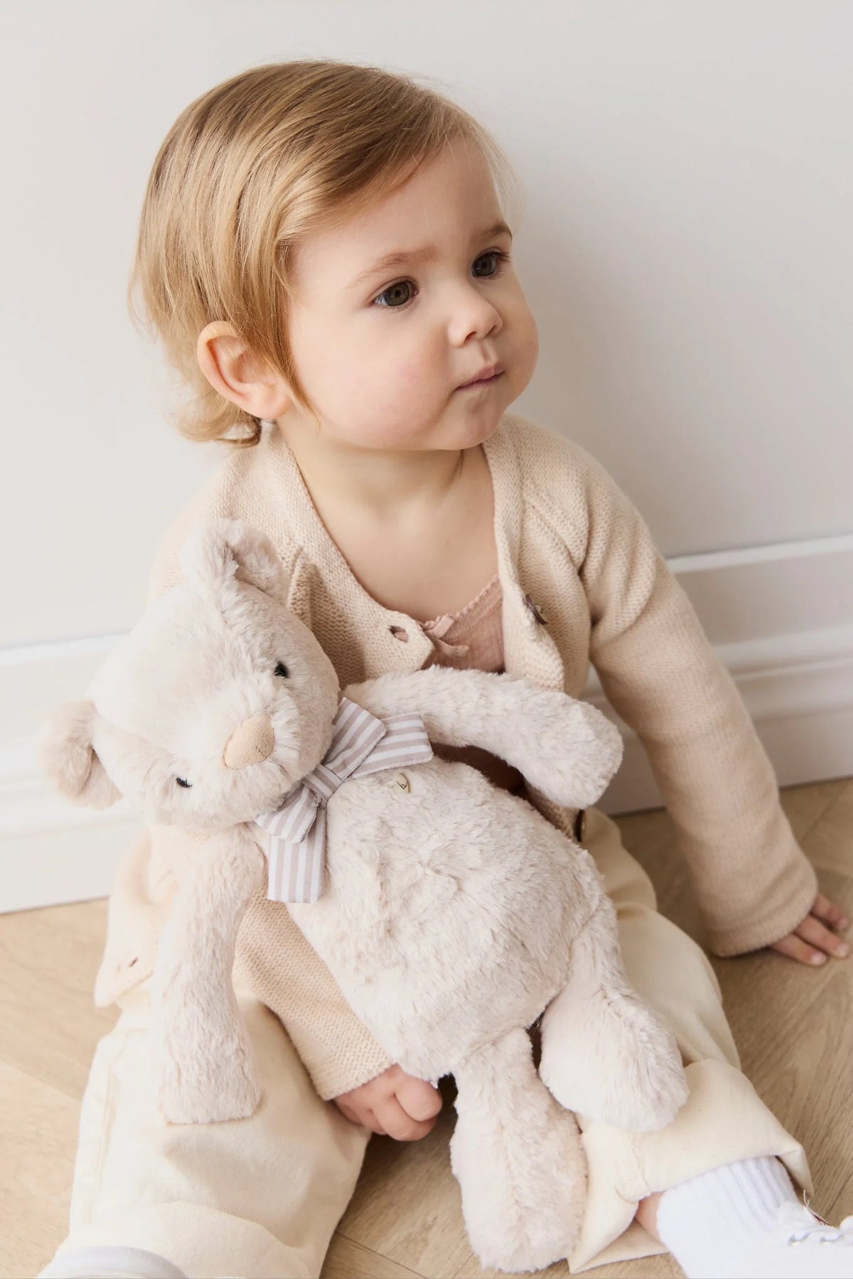 Snuggle Bunnies | Georgie With Bow | 30CM