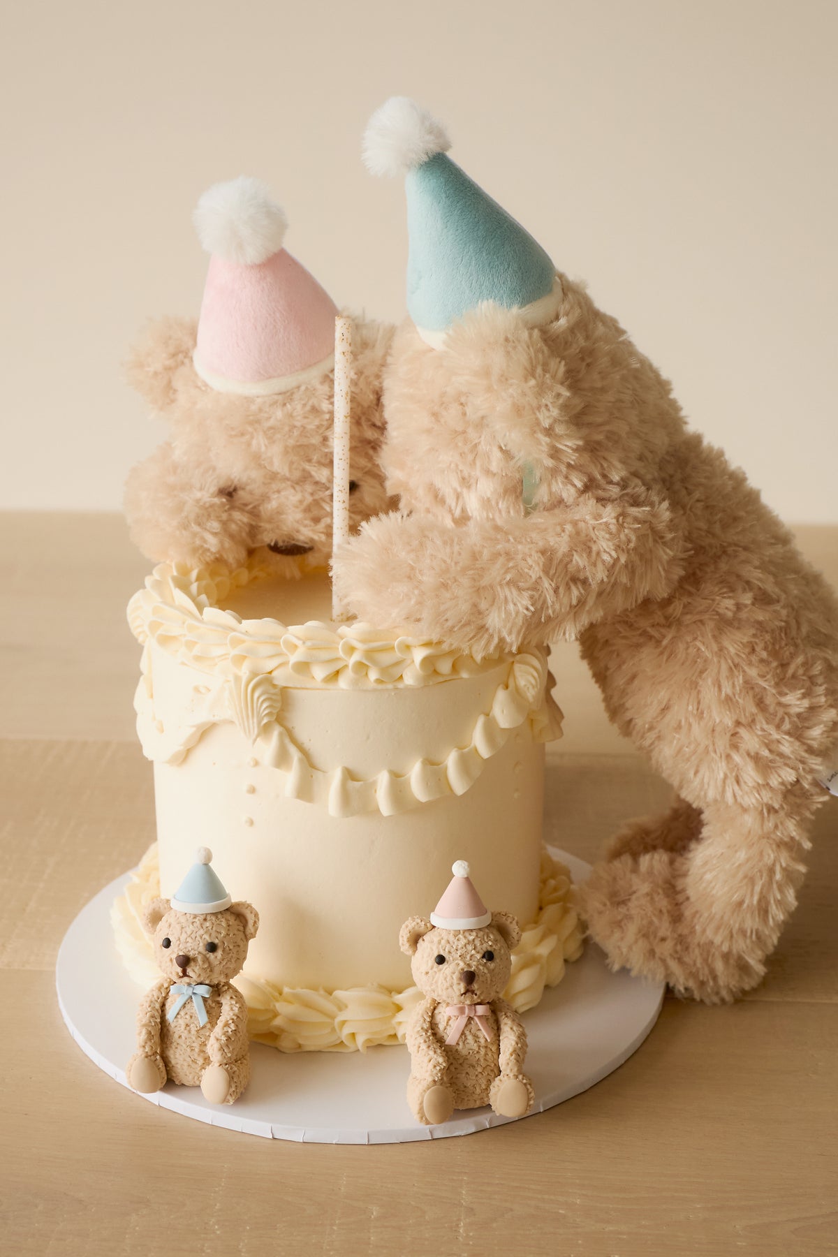 Snuggle Bunnies | Birthday Arthur | Sky