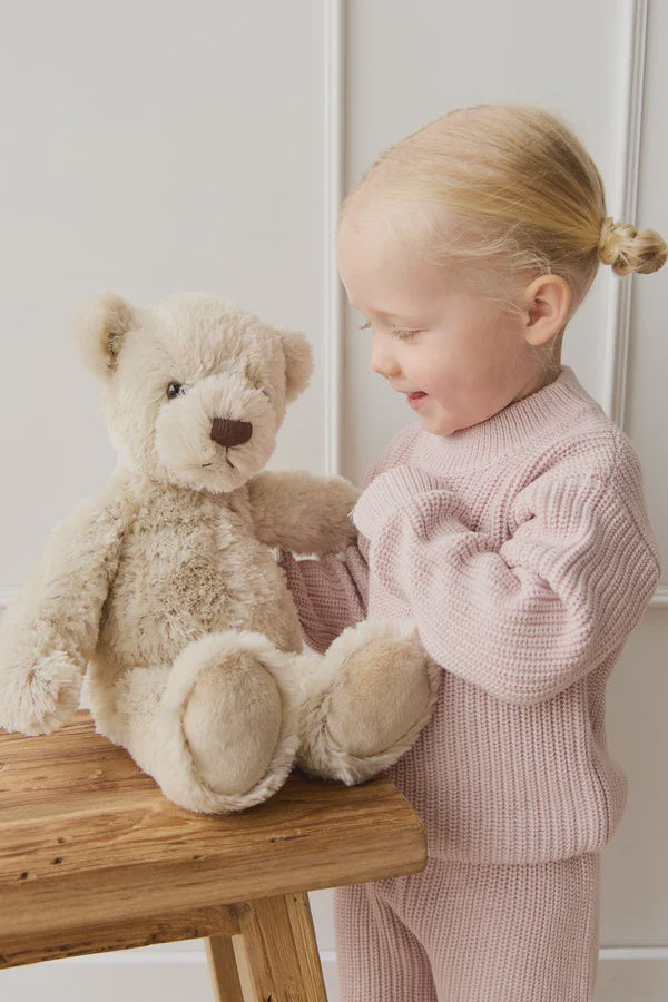 Snuggle Bunnies | Theo The Bear