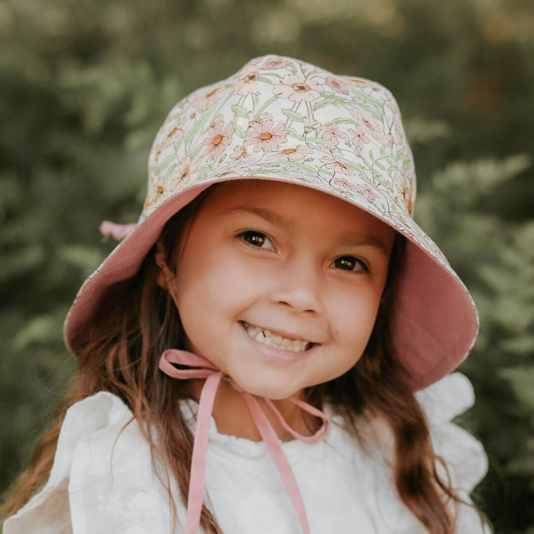 &#39;Wanderer&#39; Girls Panelled Bucket Sun Hat - Poppy/Rosa